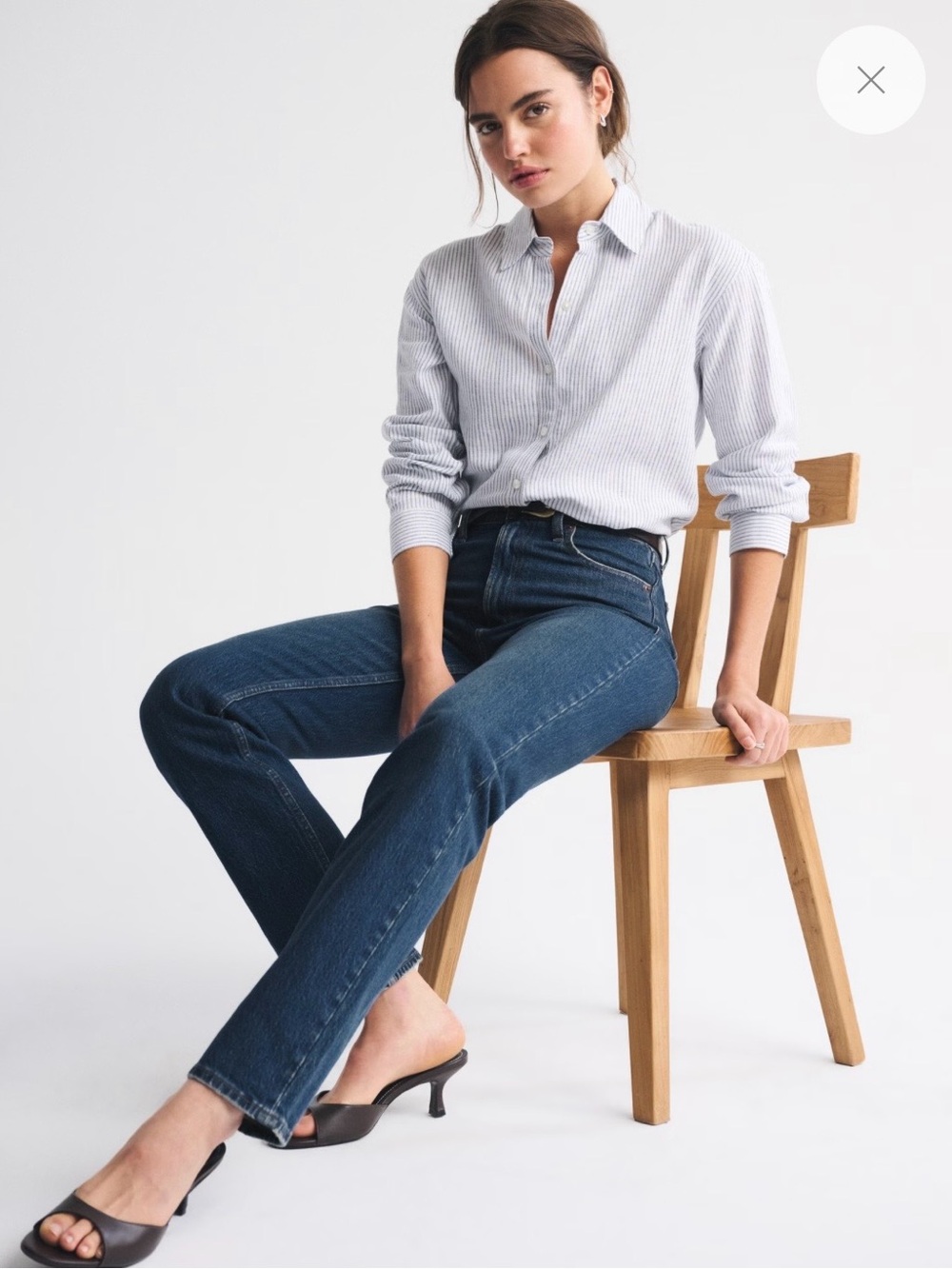 Abercrombie and Fitch the 90s straight ultra high rise jeans